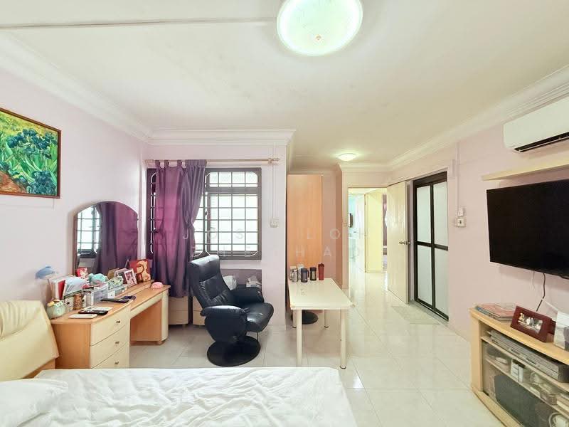 637 Woodlands Ring Road, 637 Woodlands Ring Road, Admiralty / Woodlands, 3 Bedrooms, 1,518 sqft, HDB Flat For Sale, by Jose Loh Zhenhao, 500247262 - Bedroom - PropertyGuru.com.sg