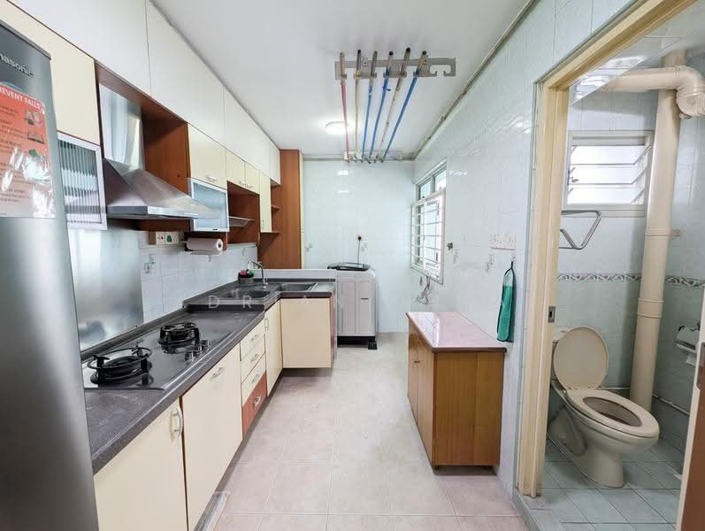199A Punggol Field, 199A Punggol Field, Hougang / Punggol / Sengkang, 3 Bedrooms, 1,184 sqft, HDB Flat For Rent, by Adrian Chua, 500247264 - Kitchen - PropertyGuru.com.sg