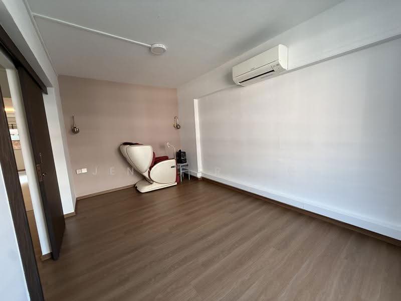 11 Toh Yi Drive, 11 Toh Yi Drive, Clementi Park / Upper Bukit Timah, 4 Bedrooms, 1,313 sqft, HDB Flat For Sale, by Jennifer Ong, 500247265 - Master Bedroom - PropertyGuru.com.sg
