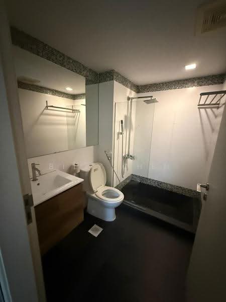 Parc Sophia, 8 Adis Road, Orchard / River Valley, 1 Bedroom, 550 sqft, Apartment For Sale, by Billy Chen, 500247286 - Bathroom - PropertyGuru.com.sg