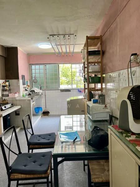 129 Bedok North Street 2, 129 Bedok North Street 2, Bedok / Upper East Coast, 2 Bedrooms, 721 sqft, HDB Flat For Sale, by Ken Ho Kian Hwa, 500247301 - Kitchen - PropertyGuru.com.sg