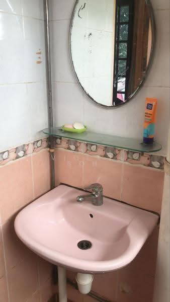 Blk11 Haig Rd, Haig Rd, Room Rental, 90 sqft, HDB Flat For Rent, by Violet Soh, 500247319 - Bathroom - PropertyGuru.com.sg