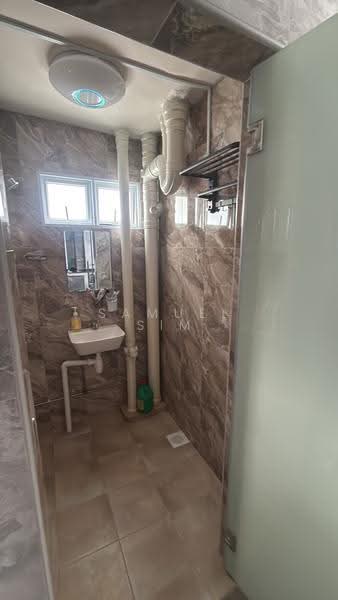 7 Marsiling Drive, 7 Marsiling Drive, Admiralty / Woodlands, Room Rental, 110 sqft, HDB Flat For Rent, by Samuel Sim, 500247321 - Bathroom - PropertyGuru.com.sg