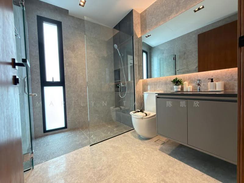 Sembawang Straits Estate, 23 Jalan Machang, Sembawang / Yishun, 5 Bedrooms, 4,834 sqft, Terraced House For Sale, by Marilyn Tan 陈凯欣, 500247325 - Bathroom - PropertyGuru.com.sg