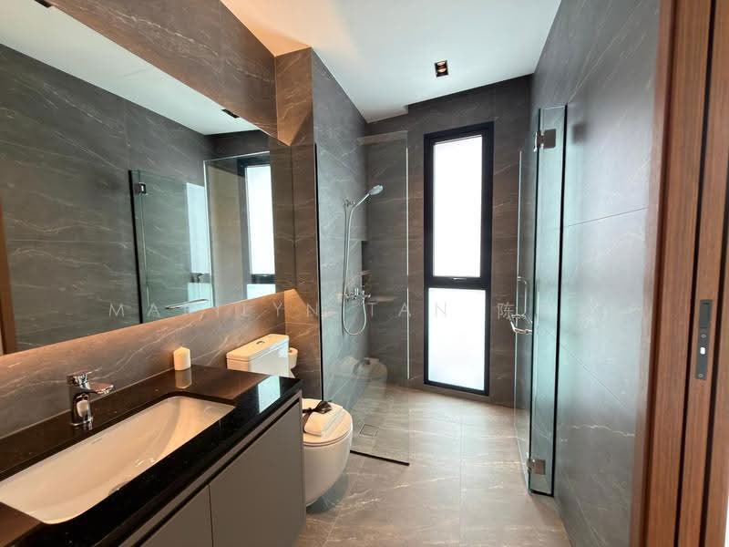 Sembawang Straits Estate, 23 Jalan Machang, Sembawang / Yishun, 5 Bedrooms, 4,834 sqft, Terraced House For Sale, by Marilyn Tan 陈凯欣, 500247325 - Bathroom - PropertyGuru.com.sg