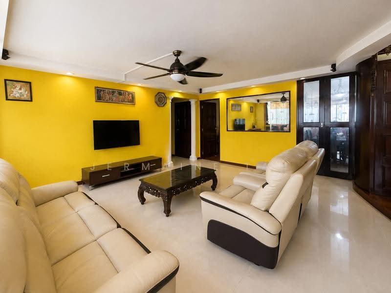 235 Serangoon Avenue 3, 235 Serangoon Avenue 3, Hougang / Punggol / Sengkang, 3 Bedrooms, 1,130 sqft, HDB Flat For Sale, by Jermaine Tan, 500247330 - Living Room - PropertyGuru.com.sg