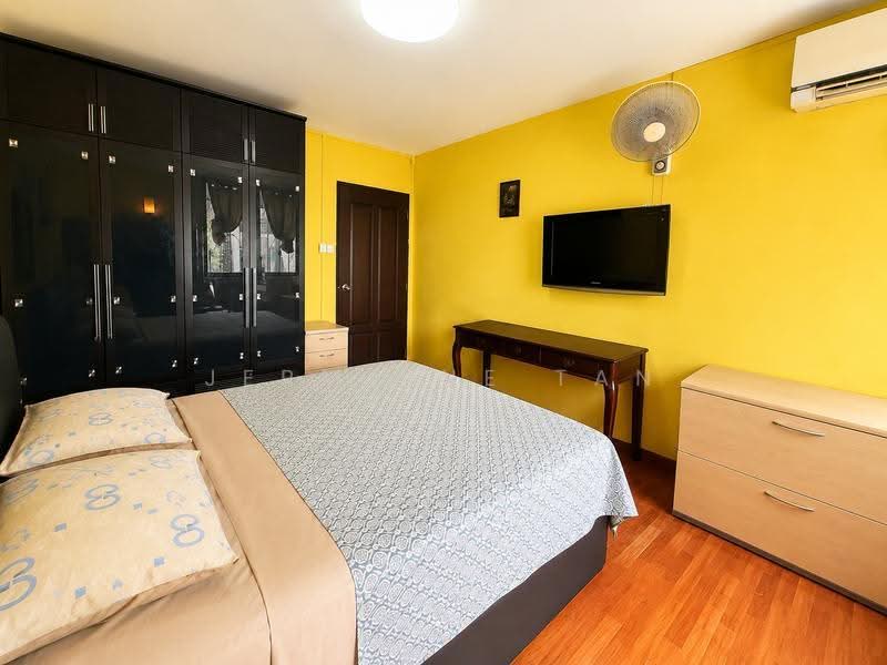 235 Serangoon Avenue 3, 235 Serangoon Avenue 3, Hougang / Punggol / Sengkang, 3 Bedrooms, 1,130 sqft, HDB Flat For Sale, by Jermaine Tan, 500247330 - Bedroom - PropertyGuru.com.sg