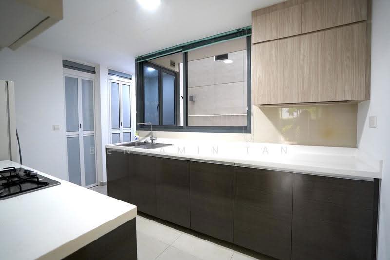 Twin Fountains, 11 Woodlands Avenue 6, Admiralty / Woodlands, 3 Bedrooms, 1,098 sqft, Condominium For Sale, by Benjamin Tan, 500247337 - Kitchen - PropertyGuru.com.sg