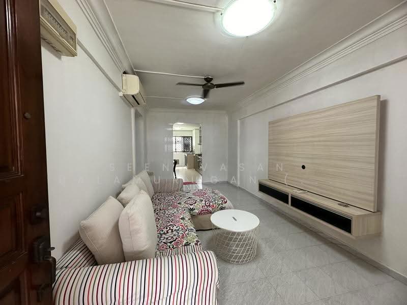 509 West Coast Drive, 509 West Coast Drive, Buona Vista / West Coast / Clementi New Town, Room Rental, 250 sqft, HDB Flat For Rent, by Seenuvasan Balamurugan (Bala), 500247342 - Living Room - PropertyGuru.com.sg