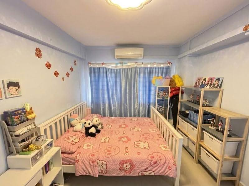 360 Tampines Street 34, 360 Tampines Street 34, Pasir Ris / Tampines, 3 Bedrooms, 1,345 sqft, HDB Flat For Sale, by Benson Yew, 500247354 - Bedroom - PropertyGuru.com.sg