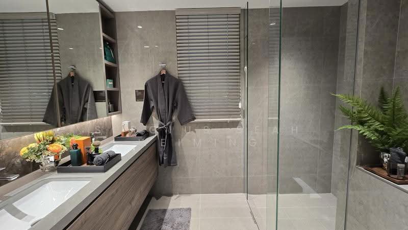 ELTA, 12 Clementi Avenue 1, Buona Vista / West Coast / Clementi New Town, 4 Bedrooms, 1,507 sqft, Condominium For Sale, by Sergius Seah Weiming, 500247355 - Bathroom - PropertyGuru.com.sg