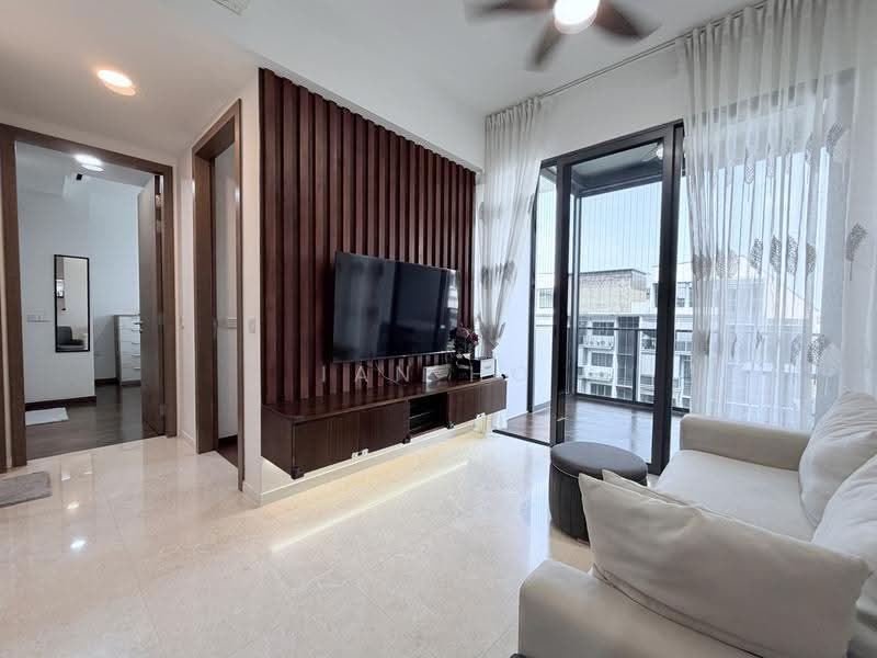 Verdale, 16 De Souza Avenue, Clementi Park / Upper Bukit Timah, 2 Bedrooms, 732 sqft, Condominium For Sale, by Ian Ho, 500247359 - Living Room - PropertyGuru.com.sg