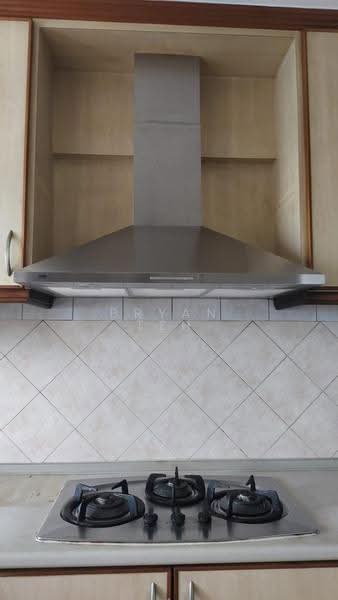 209 Yishun Street 21, 209 Yishun Street 21, Sembawang / Yishun, 3 Bedrooms, 1,302 sqft, HDB Flat For Rent, by Bryan Teh, 500247361 - Kitchen - PropertyGuru.com.sg