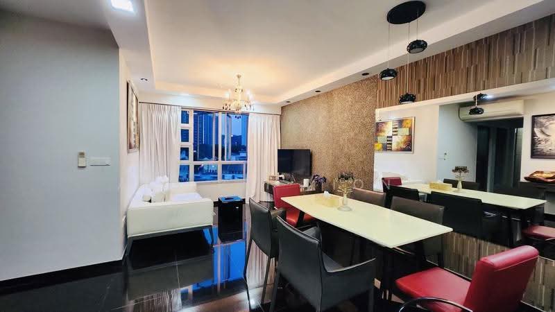 10B Bendemeer Light, 10B Bendemeer Road, Balestier / Toa Payoh, 3 Bedrooms, 1,001 sqft, HDB Flat For Sale, by Ang Pei Xiong, 500247374 - Living Room - PropertyGuru.com.sg