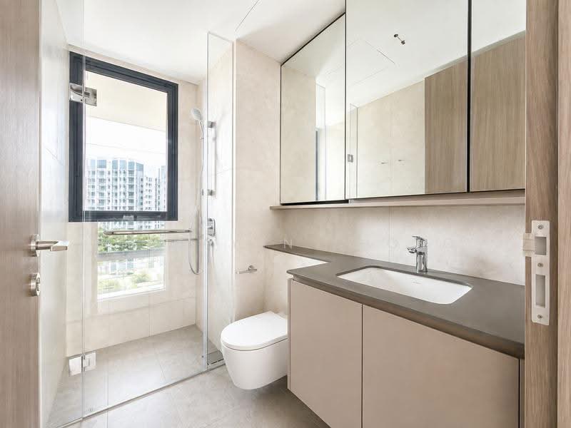 Norwood Grand, 8 Champions Way, Admiralty / Woodlands, 5 Bedrooms, 1,335 sqft, Condominium For Rent, by Sherwynn Chong, 500247375 - Bathroom - PropertyGuru.com.sg