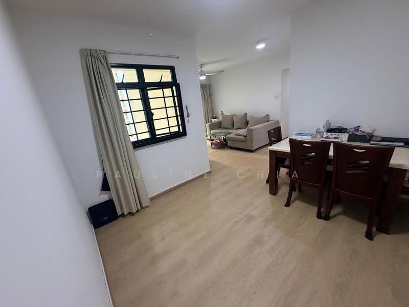 683C Jurong West Street 64, 683C Jurong West Street 64, Boon Lay / Jurong / Tuas, 3 Bedrooms, 1,001 sqft, HDB Flat For Sale, by Pauline Chia, 500247384 - Living Room - PropertyGuru.com.sg