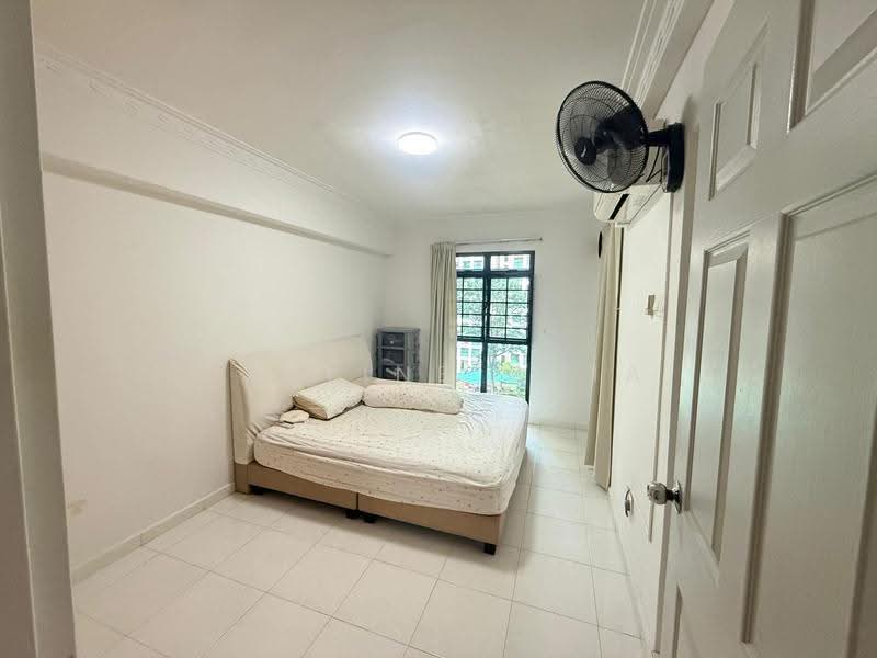 683C Jurong West Street 64, 683C Jurong West Street 64, Boon Lay / Jurong / Tuas, 3 Bedrooms, 1,001 sqft, HDB Flat For Sale, by Pauline Chia, 500247384 - Bedroom - PropertyGuru.com.sg