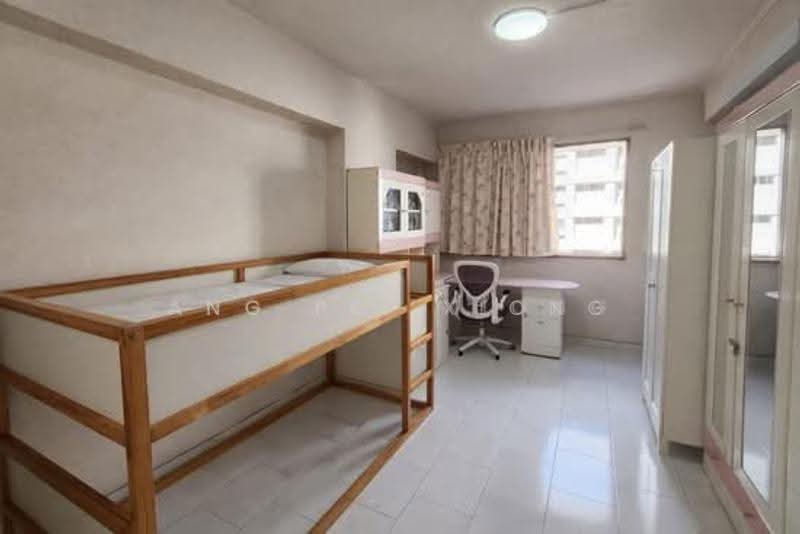 486 Pasir Ris Drive 4, 486 Pasir Ris Drive 4, Pasir Ris / Tampines, 4 Bedrooms, 1,335 sqft, HDB Flat For Sale, by Ang Pei Xiong, 500247391 - Bedroom - PropertyGuru.com.sg