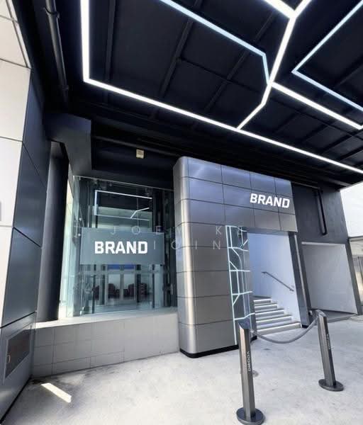 High Visibility Premium Branded Car Showroom, Alexandra / Commonwealth, 18,000 sqft, Light Industrial (B1) For Rent, by Joey Ke Liqin, 500247422 - Exterior - CommercialGuru.com.sg