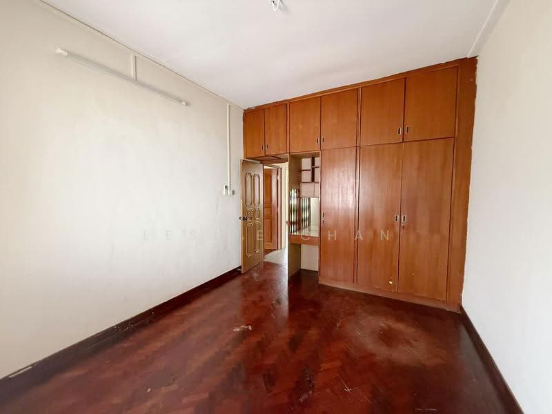 A Location Worth Waiting For! In the Heart of Orchard Rd! 2 Sty Terrace @ Jln Lada Puteh for Sale!, Jalan Lada Puteh, Orchard / River Valley, 3 Bedrooms, 2,000 sqft, Terraced House For Sale, by Leslie Chan, 500247425 - PropertyGuru.com.sg