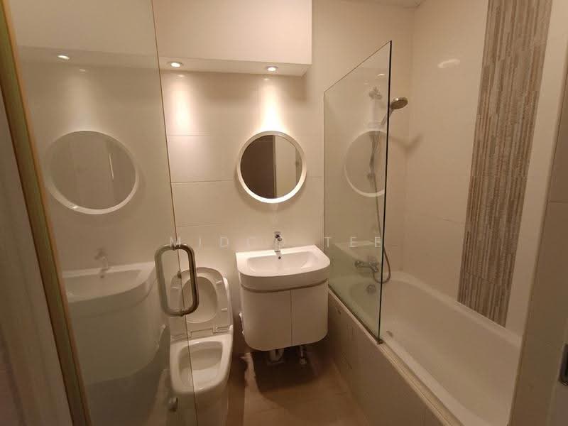 Bedok Reservoir Road, Bedok Reservoir Road, 4 Bedrooms, 1,571 sqft, HDB Flat For Sale, by Midco Tee, 500247427 - Bathroom - PropertyGuru.com.sg
