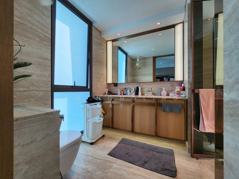 Fully Rebuilt I MacPherson Garden Estate I 3600sqft Land with Approx 8000sqft Built I 6 Car Park, Macpherson / Potong Pasir, 7 Bedrooms, 7,980 sqft, Semi-Detached House For Sale, by Toh HongLing Rayy, 500247435 - Bathroom - PropertyGuru.com.sg