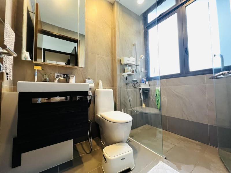 The Foresta @ Mount Faber, 102 Wishart Road, Harbourfront / Telok Blangah, 2 Bedrooms, 721 sqft, Condominium For Rent, by Steven Wang, 500247442 - Bathroom - PropertyGuru.com.sg