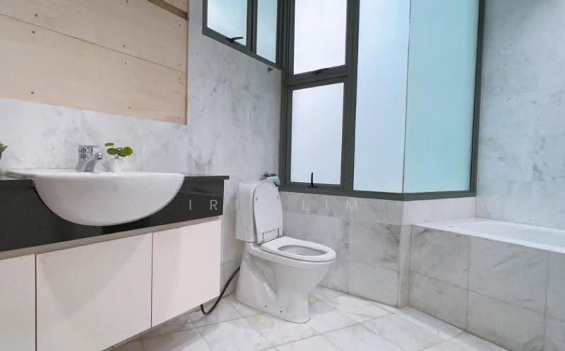 Paradise Palms, 505 Dunman Road, East Coast / Marine Parade, Room Rental, 150 sqft, Condominium For Rent, by Iris Lim, 500247454 - Bathroom - PropertyGuru.com.sg