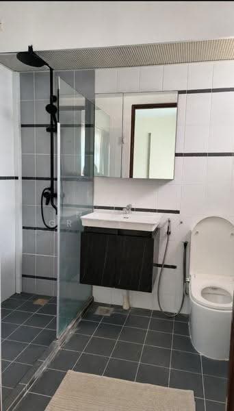 268C Punggol Field, 268C Punggol Field, Hougang / Punggol / Sengkang, 3 Bedrooms, 1,022 sqft, HDB Flat For Sale, by Honey Grace Tan, 500247480 - Bathroom - PropertyGuru.com.sg