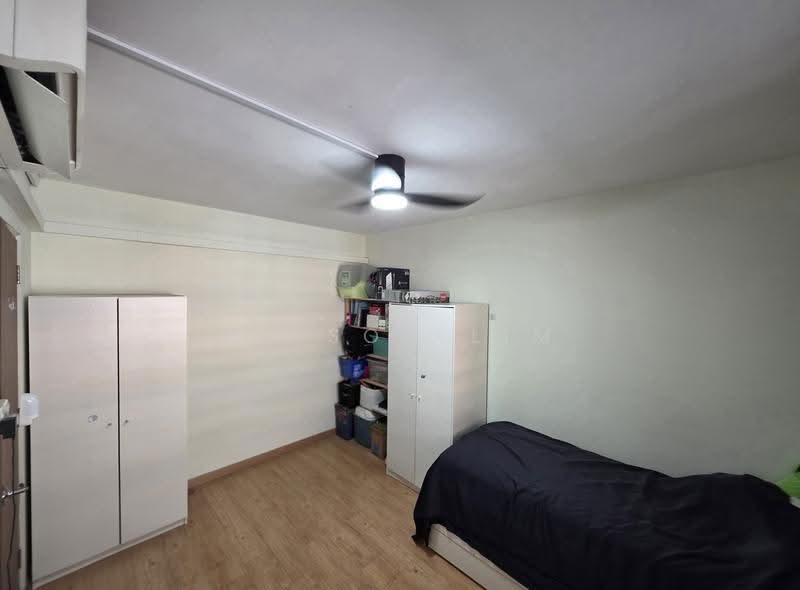 825 Yishun Street 81, 825 Yishun Street 81, Sembawang / Yishun, 2 Bedrooms, 73 sqft, HDB Flat For Sale, by Wilson Lim, 500247483 - Bedroom - PropertyGuru.com.sg