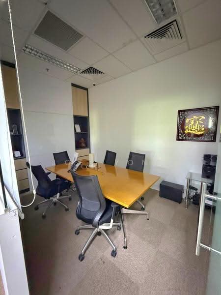 fitted condition own door unit at macpherson!, fitted condition unit at macpherson!, Macpherson / Potong Pasir, 1,302 sqft, Light Industrial (B1) For Rent, by Joel Yong, 500247489 - CommercialGuru.com.sg