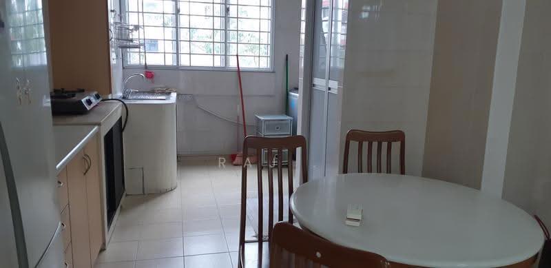 243 Tampines Street 21, 243 Tampines Street 21, Pasir Ris / Tampines, 2 Bedrooms, 735 sqft, HDB Flat For Rent, by Raj ., 500247492 - Kitchen - PropertyGuru.com.sg