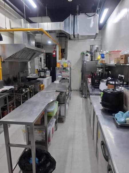 Orchard Towers, 400 Orchard Road, Orchard / River Valley, 2,350 sqft, Food & Beverage For Rent, by Tracey Ng, 500247503 - Kitchen - CommercialGuru.com.sg