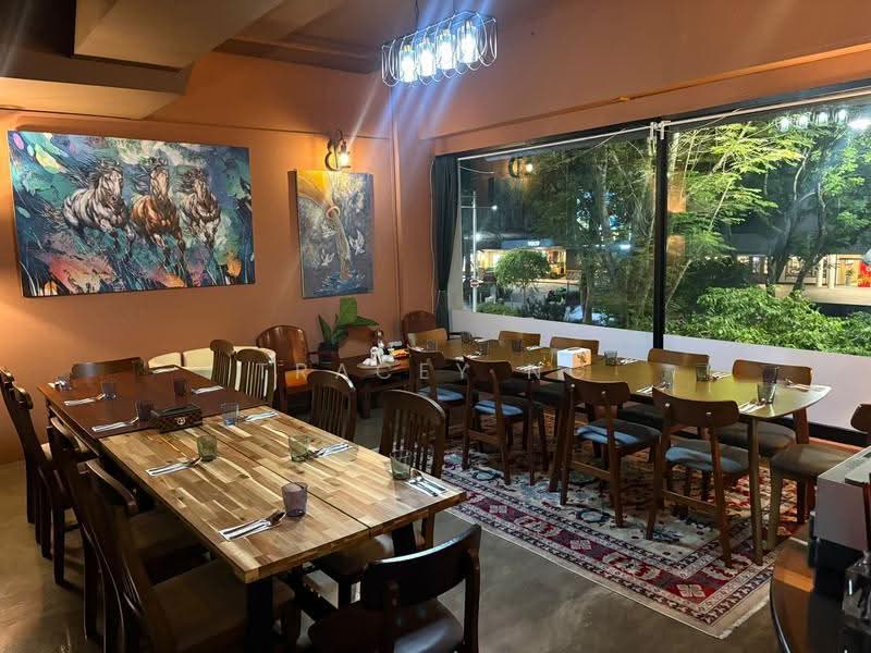 Orchard Towers, 400 Orchard Road, Orchard / River Valley, 2,350 sqft, Food & Beverage For Rent, by Tracey Ng, 500247503 - Dining Room - CommercialGuru.com.sg