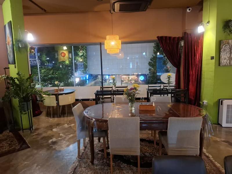 Orchard Towers, 400 Orchard Road, Orchard / River Valley, 2,350 sqft, Food & Beverage For Rent, by Tracey Ng, 500247503 - Dining Room - CommercialGuru.com.sg