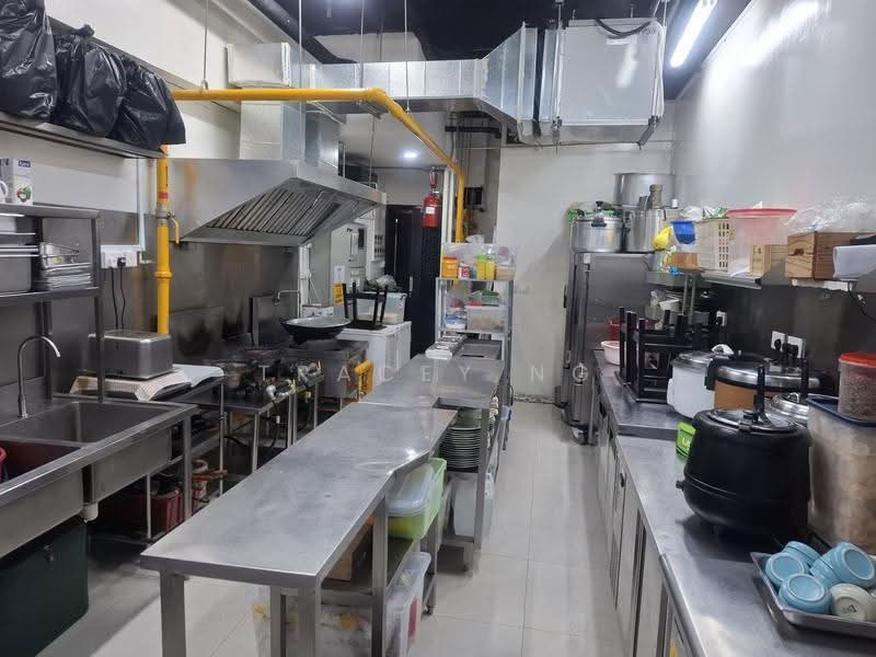 Orchard Towers, 400 Orchard Road, Orchard / River Valley, 2,350 sqft, Food & Beverage For Rent, by Tracey Ng, 500247503 - Kitchen - CommercialGuru.com.sg