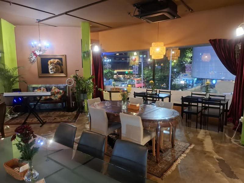 Orchard Towers, 400 Orchard Road, Orchard / River Valley, 2,350 sqft, Food & Beverage For Rent, by Tracey Ng, 500247503 - Dining Room - CommercialGuru.com.sg