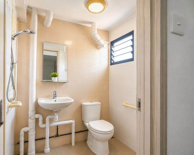64 New Upper Changi Road, 64 New Upper Changi Road, Bedok / Upper East Coast, 3 Bedrooms, 990 sqft, HDB Flat For Sale, by Agnes Fong, 500247508 - Bathroom - PropertyGuru.com.sg