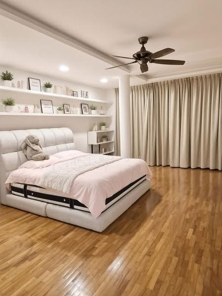 Sembawang | Freehold landed, Sembawang / Yishun, 5 Bedrooms, 4,200 sqft, Semi-Detached House For Sale, by Clayden, 500247509 - Bedroom - PropertyGuru.com.sg