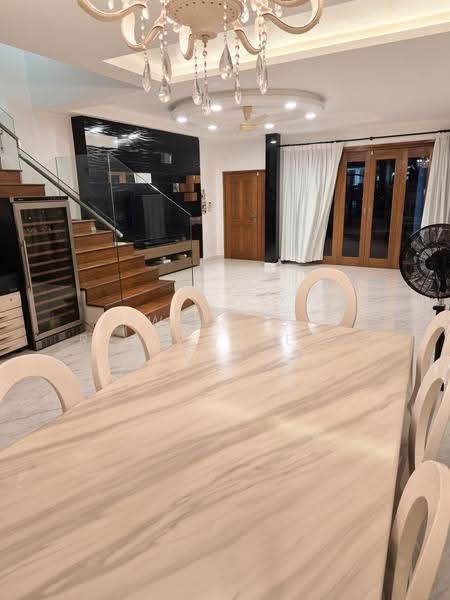 Sembawang | Freehold landed, Sembawang / Yishun, 5 Bedrooms, 4,200 sqft, Semi-Detached House For Sale, by Clayden, 500247509 - Dining Room - PropertyGuru.com.sg