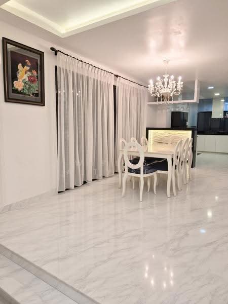 Sembawang | Freehold landed, Sembawang / Yishun, 5 Bedrooms, 4,200 sqft, Semi-Detached House For Sale, by Clayden, 500247509 - Dining Room - PropertyGuru.com.sg