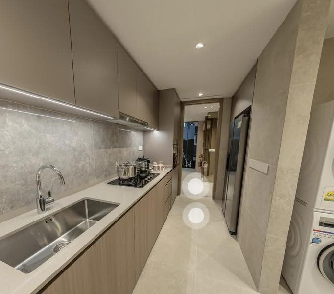 PARKTOWN Residence, Tampines Street 62, Pasir Ris / Tampines, 3 Bedrooms, 1,076 sqft, Condominium For Sale, by Kyle Ng, 500247520 - Kitchen - PropertyGuru.com.sg