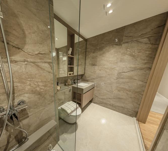 PARKTOWN Residence, Tampines Street 62, Pasir Ris / Tampines, 3 Bedrooms, 1,076 sqft, Condominium For Sale, by Kyle Ng, 500247520 - Bathroom - PropertyGuru.com.sg