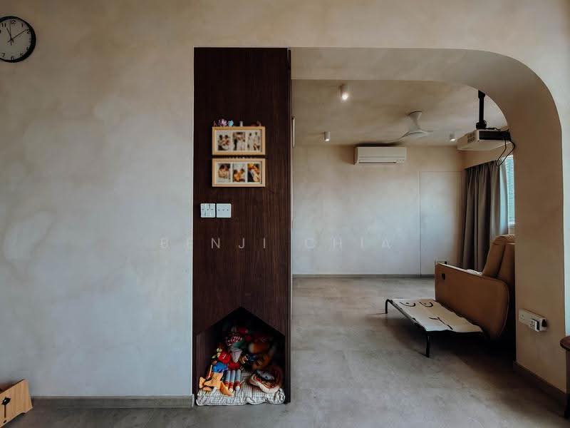 130B Lorong 1 Toa Payoh, 130B Lorong 1 Toa Payoh, Balestier / Toa Payoh, 2 Bedrooms, 732 sqft, HDB Flat For Sale, by Benji Chia, 500247521 - Living Room - PropertyGuru.com.sg