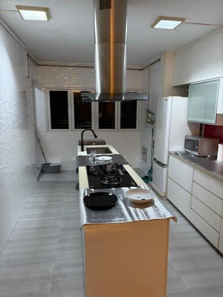 575 Ang Mo Kio Avenue 10, 575 Ang Mo Kio Avenue 10, Ang Mo Kio / Bishan / Thomson, 2 Bedrooms, 721 sqft, HDB Flat For Rent, by Zane Soo 苏昱能, 500247522 - Kitchen - PropertyGuru.com.sg