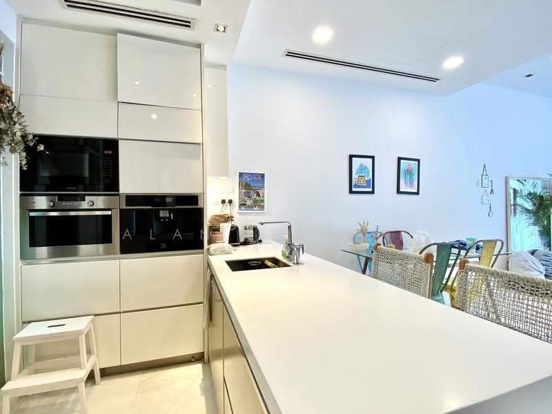 The Greenwood, 205A Greenwood Avenue, Newton / Novena, 5 Bedrooms, 3,025 sqft, Cluster House For Sale, by Alan Lai 赖家敬, 500247546 - Kitchen - PropertyGuru.com.sg