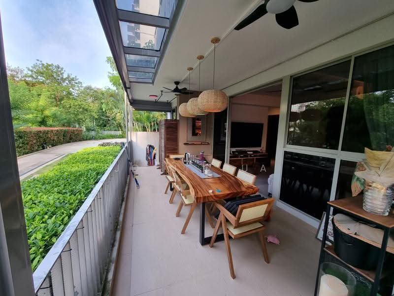 Sea Esta, 22 Pasir Ris Link, Pasir Ris / Tampines, 2 Bedrooms, 1,119 sqft, Condominium For Rent, by Joan Chua, 500247553 - Balcony - PropertyGuru.com.sg