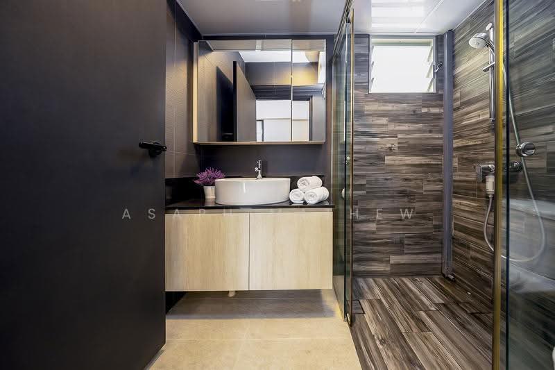667B Punggol Drive, 667B Punggol Drive, Hougang / Punggol / Sengkang, 3 Bedrooms, 1,216 sqft, HDB Flat For Sale, by Asaph Mathew, 500247565 - Bathroom - PropertyGuru.com.sg