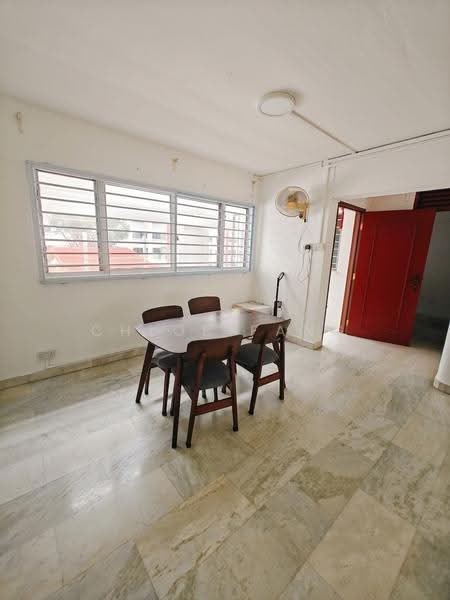 145 Lorong Ah Soo, 145 Lorong Ah Soo, Hougang / Punggol / Sengkang, 4 Bedrooms, 1,593 sqft, HDB Flat For Sale, by Chloe Fang, 500247569 - Dining Room - PropertyGuru.com.sg