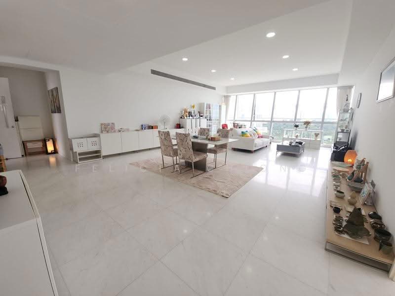 Reflections at Keppel Bay, 1 Keppel Bay View, Harbourfront / Telok Blangah, Room Rental, 130 sqft, Condominium For Rent, by Felicia Chiong, 500247571 - Living Room - PropertyGuru.com.sg